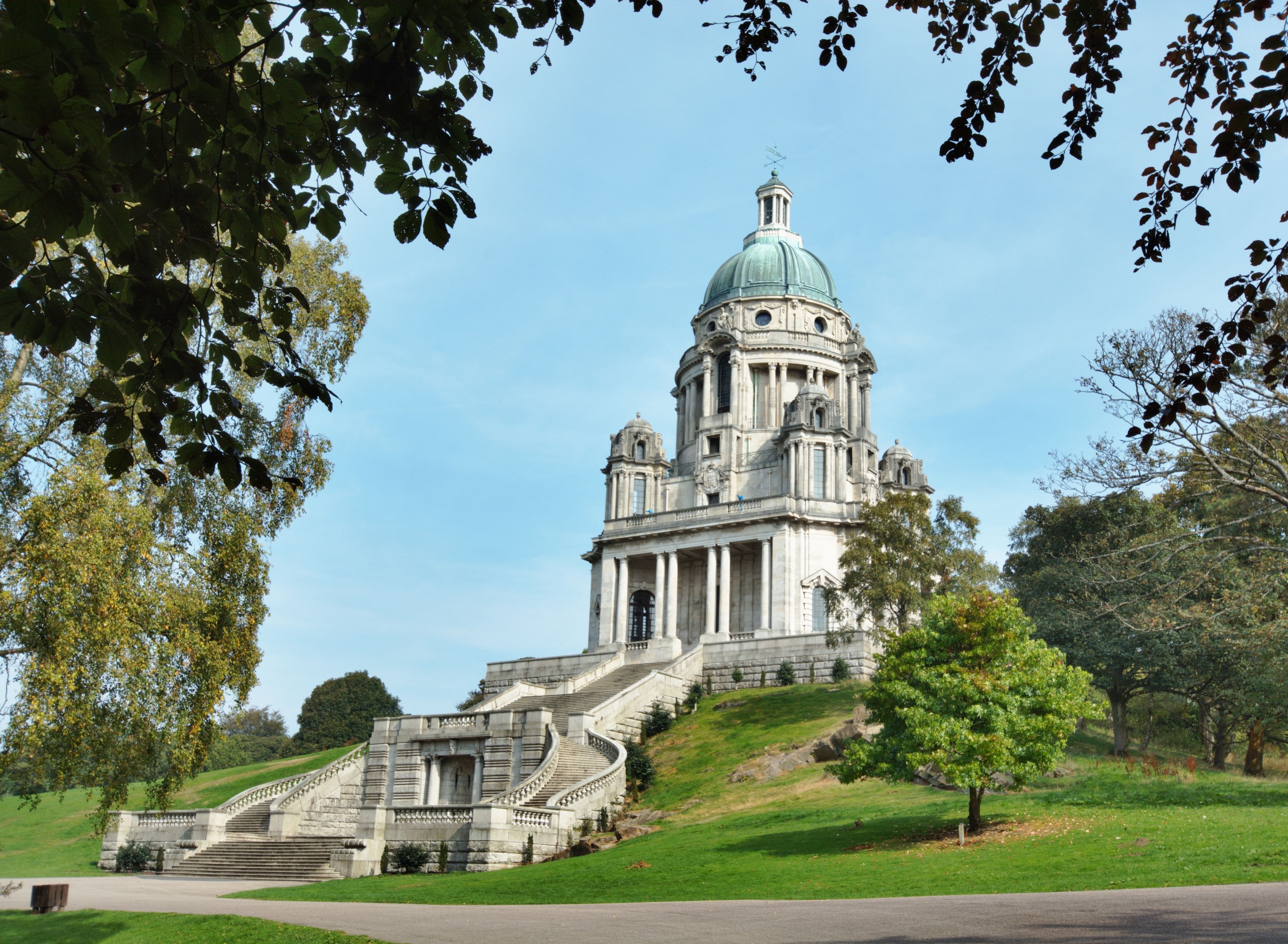 williamson park in the summer